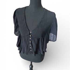 Wishlist Apparel Black Cropped Ruffled Women's Blouse, size medium